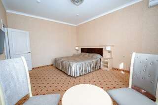 Гостиница Триумф Краснодар Номер люкс-3